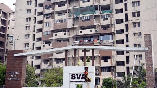 Residents of Signature View Apartment in Mukherjee Nagar, northwest Delhi, have received an eviction notice from the Municipal Corporation of Delhi (MCD),